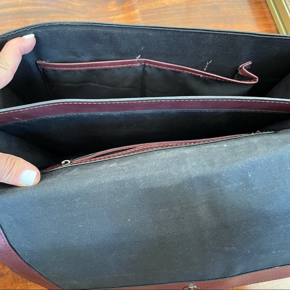 Steve Madden flat  Envelope purse - Picture 8 of 9